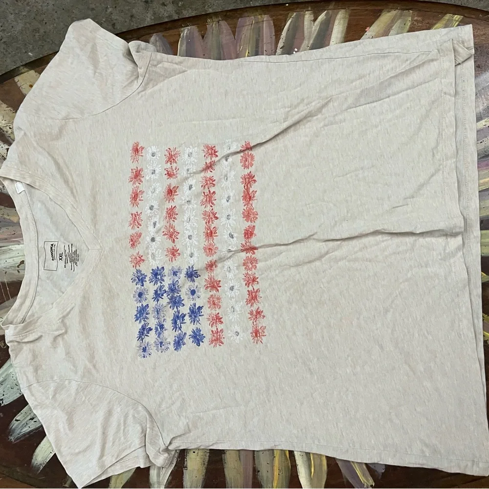 Sonoma Red and White Short Sleeve Tee - Picture 1 of 3